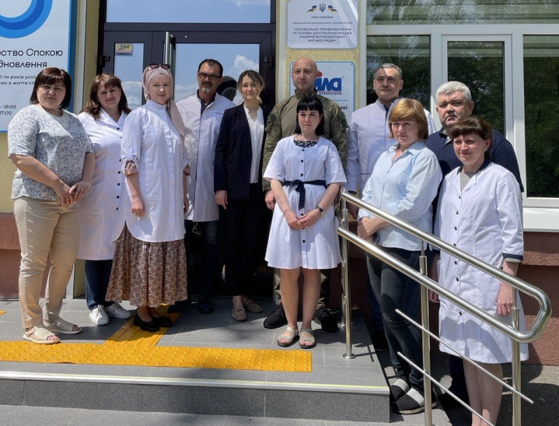 Відкриття тимчасового пункту надання медичної допомоги КНП «ЛПУ ЦМЛ ВМР» на базі клініки «Міністерства Спокою та Відновлення»